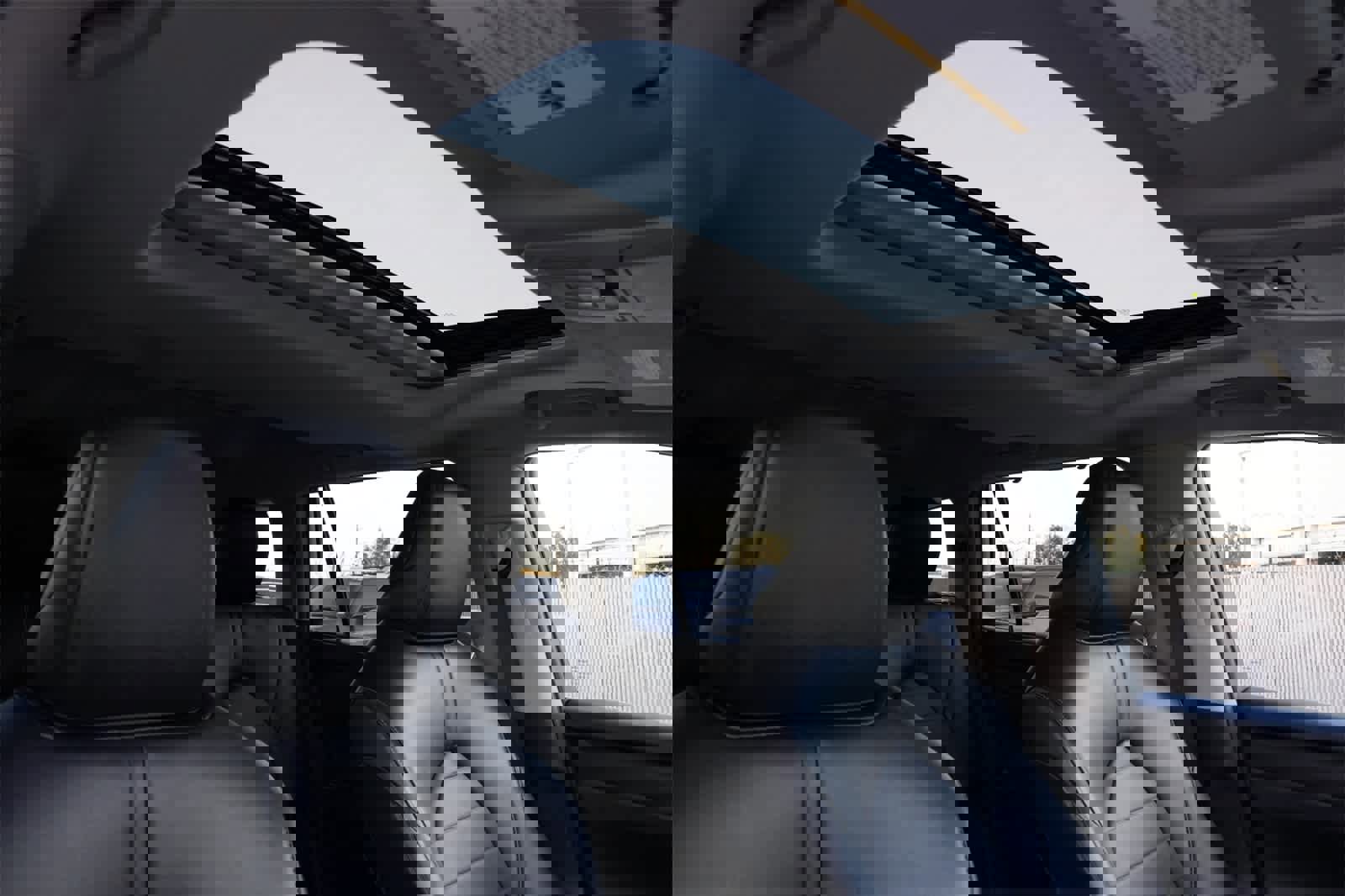 Used 2022 Toyota Highlander XLE image 24