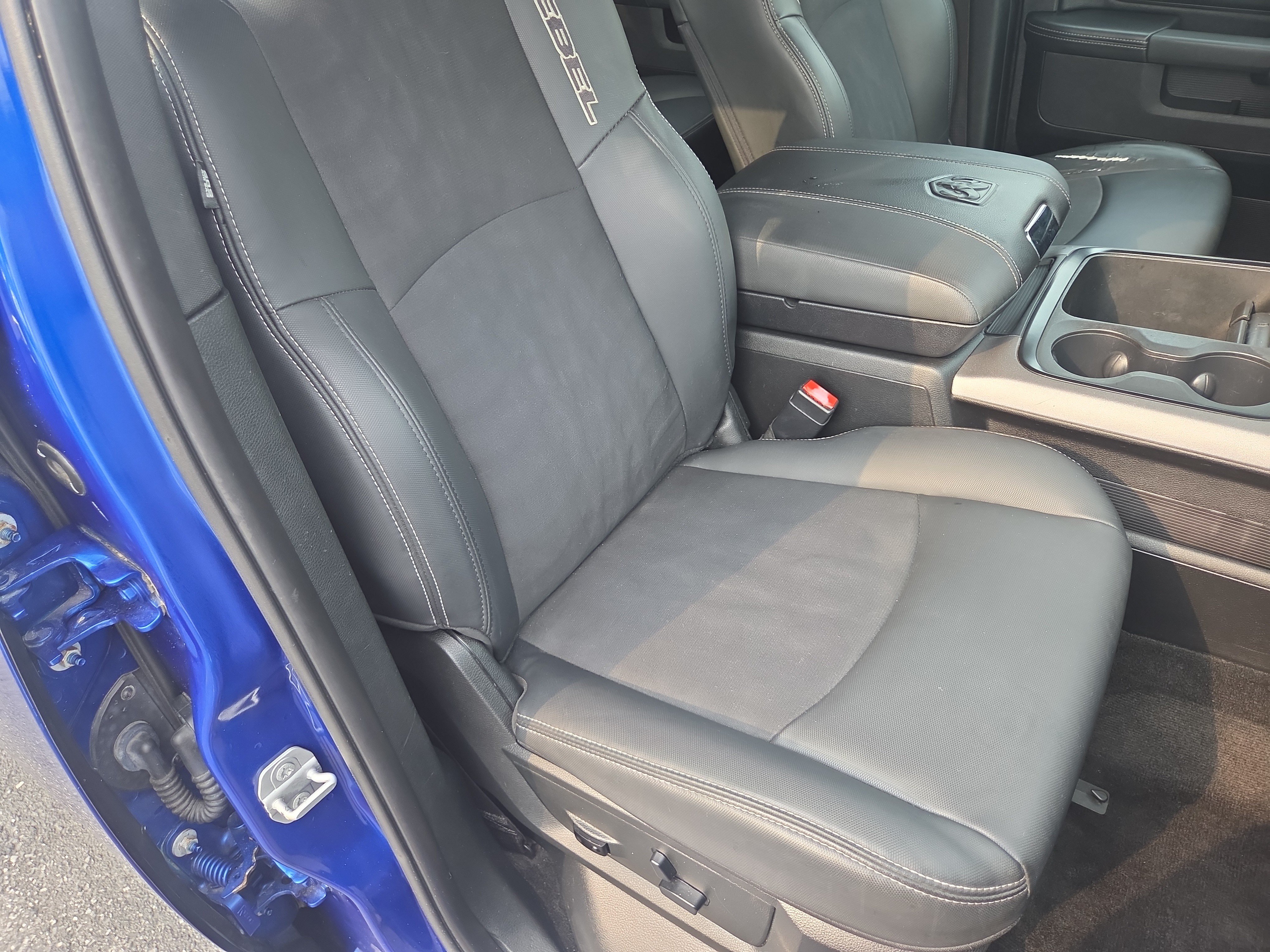 Used 2018 RAM 1500 Rebel w/ Luxury Group AWD/4WD image 17