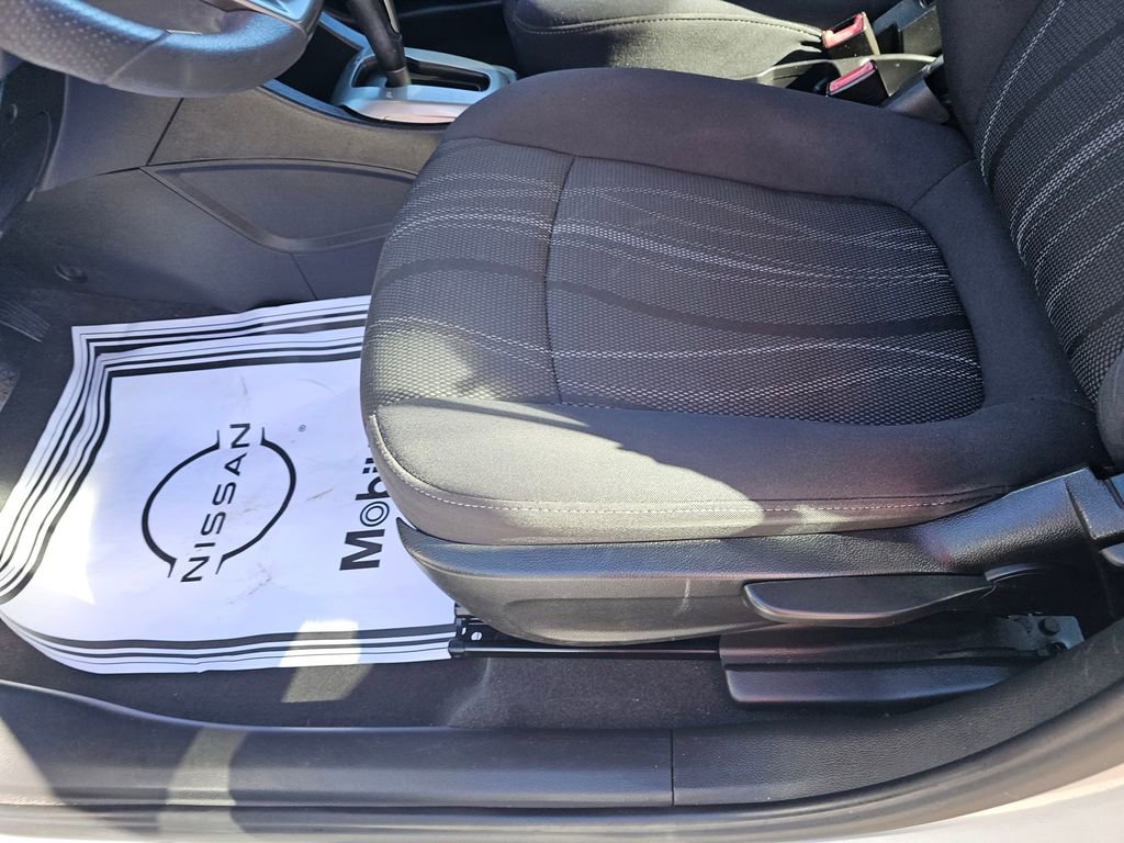 Used 2014 Chevrolet Sonic LT image 12