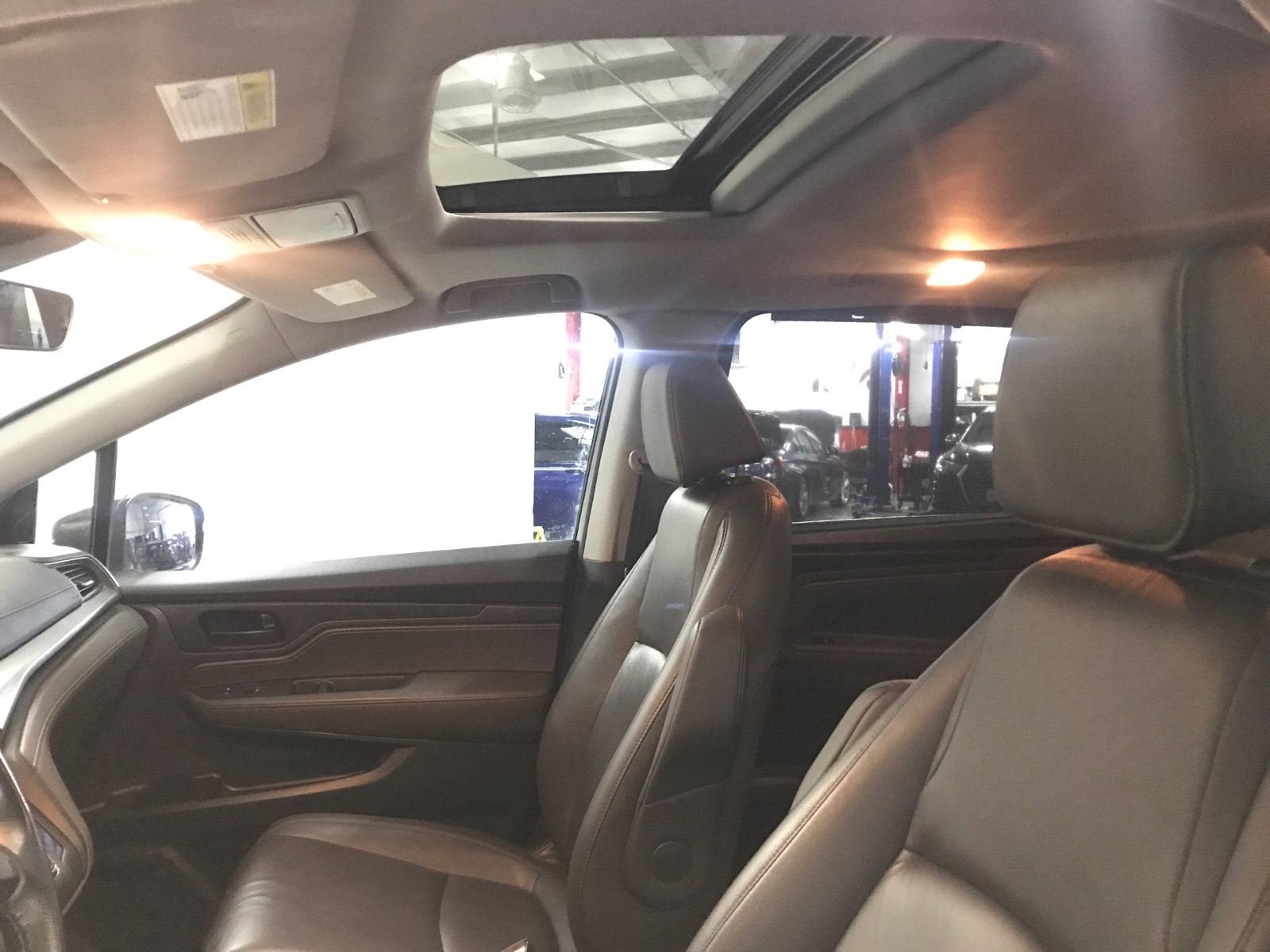 Used 2019 Honda Odyssey EX-L image 7