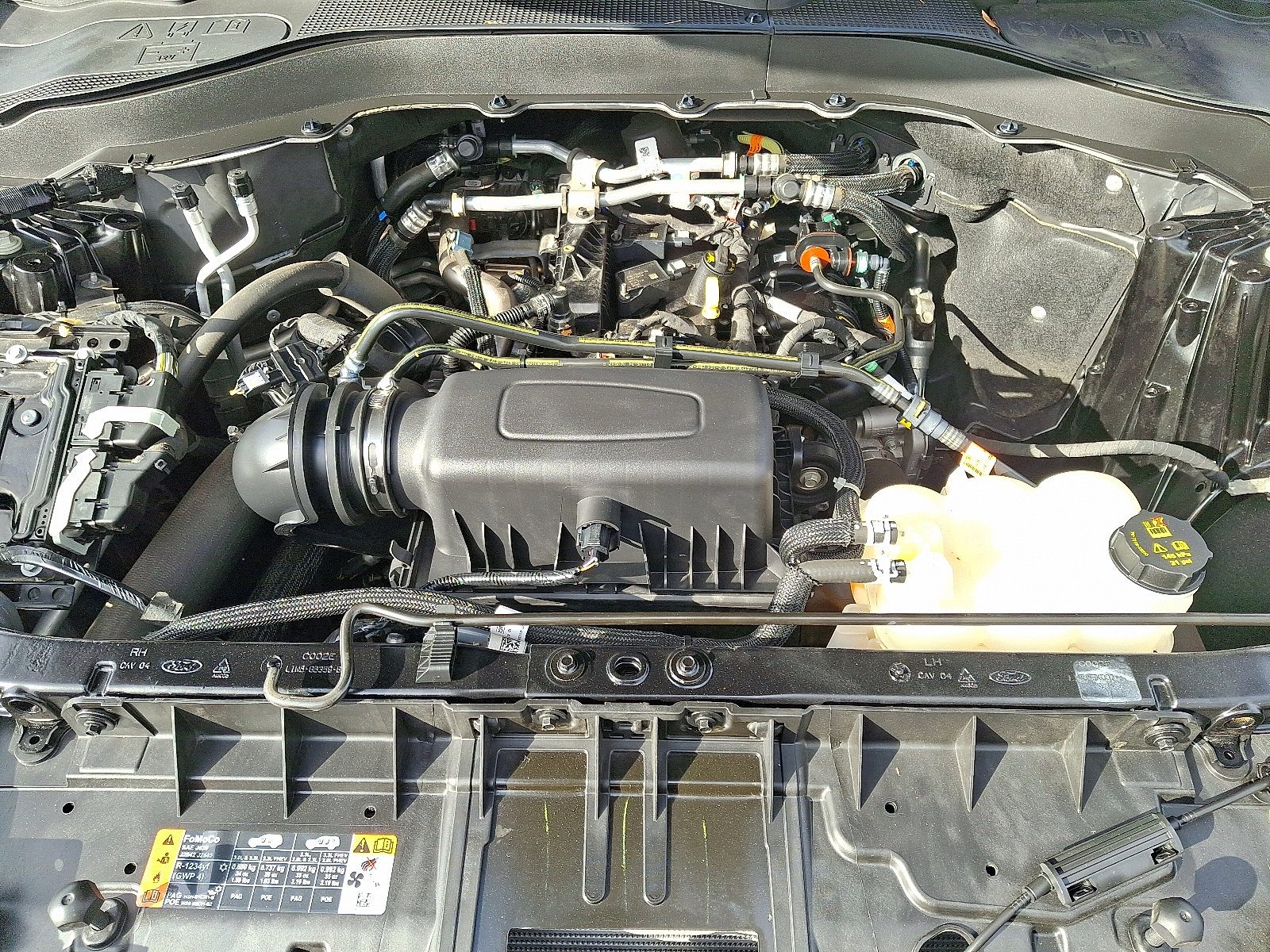 Used 2023 Ford Explorer XLT image 30