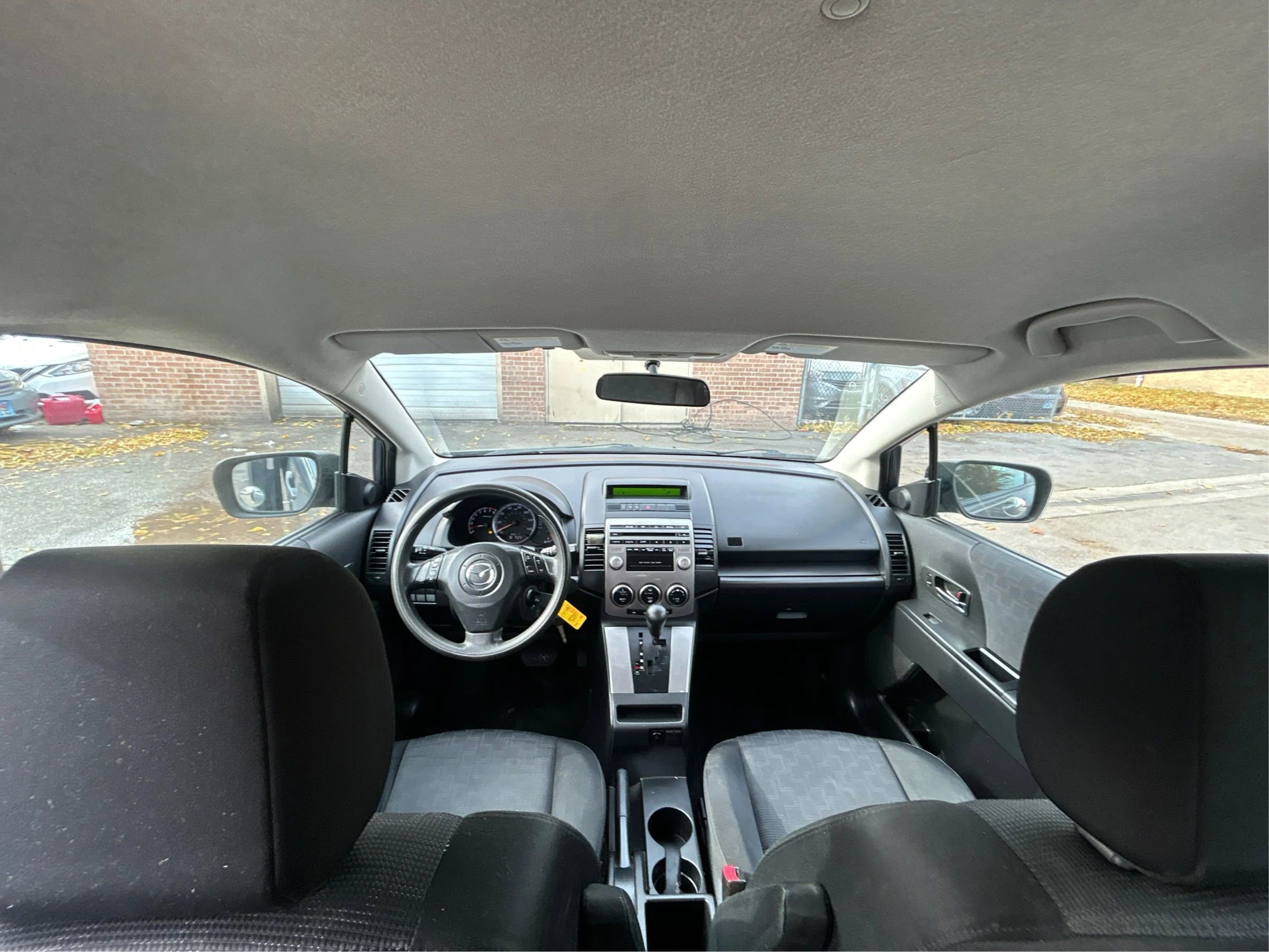 Used 2008 MAZDA MAZDA5 Sport FWD image 24