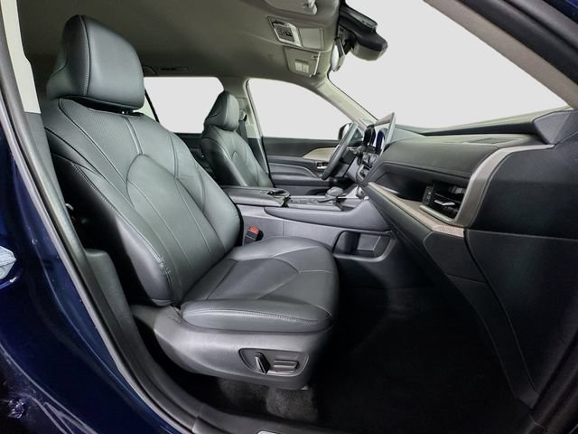 Certified 2024 Toyota Grand Highlander AWD image 29