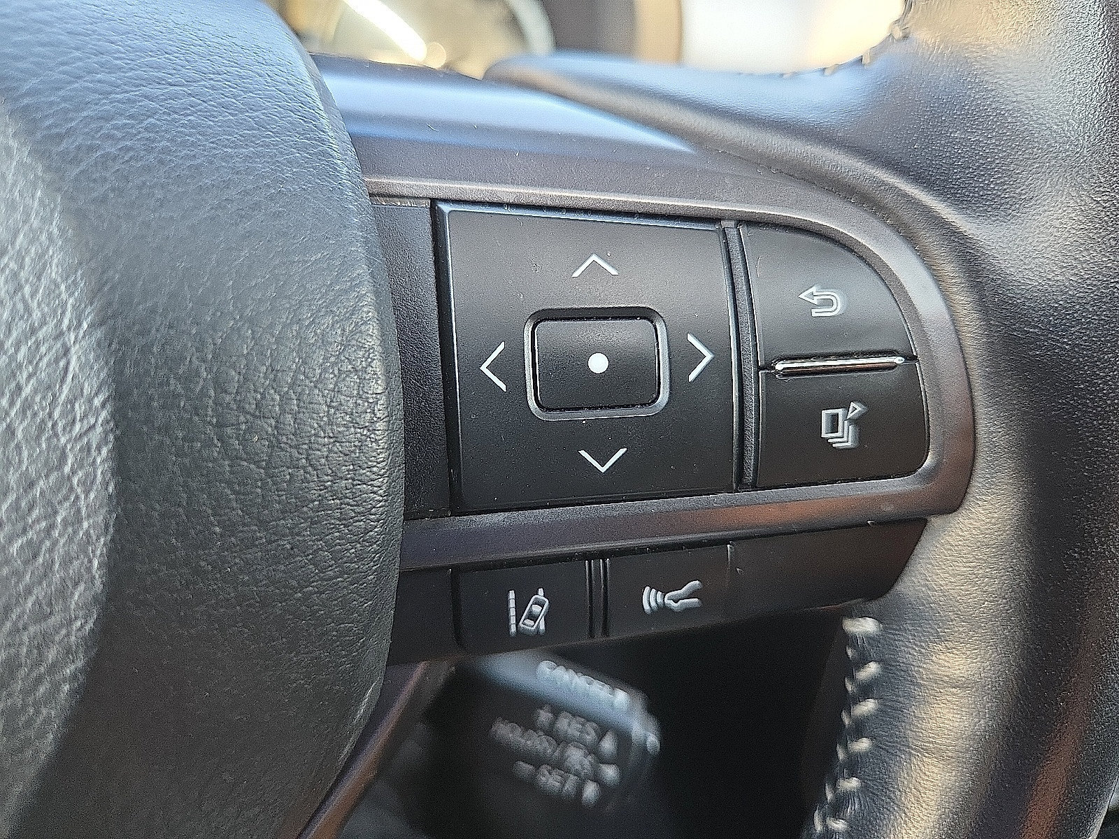 Used 2022 Lexus GX 460 w/ Black Line Special Edition AWD/4WD image 24