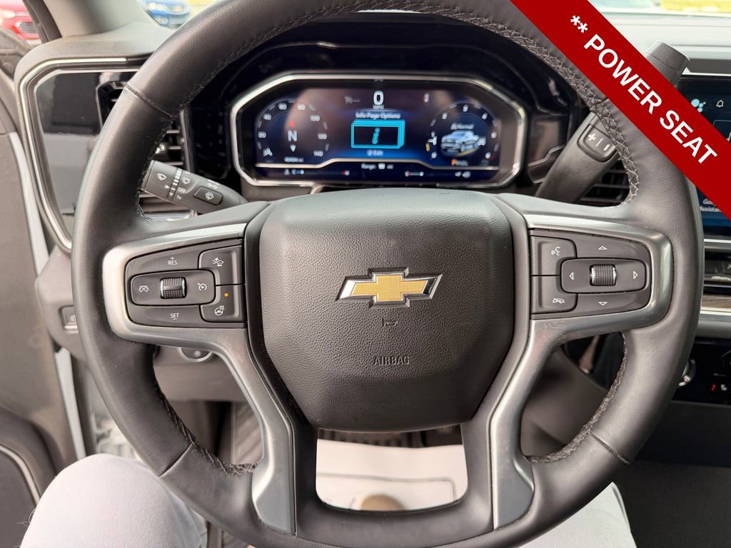 Used 2023 Chevrolet Silverado 1500 LT image 17