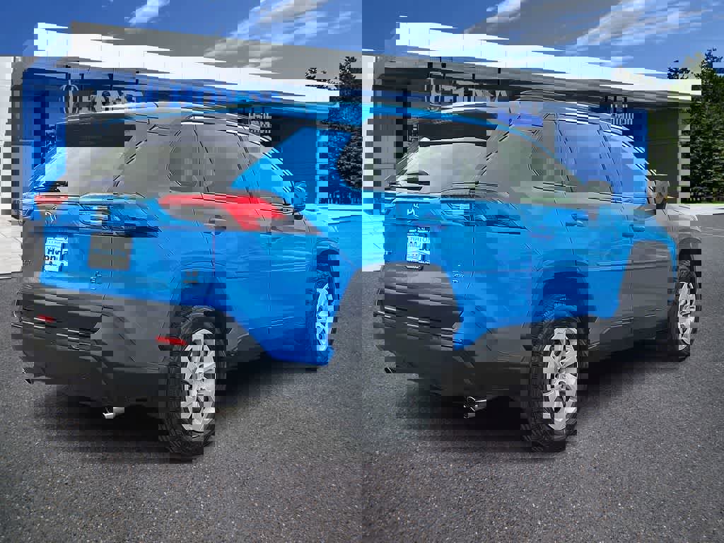 Used 2019 Toyota RAV4 LE w/ All Weather Liner Package image 24