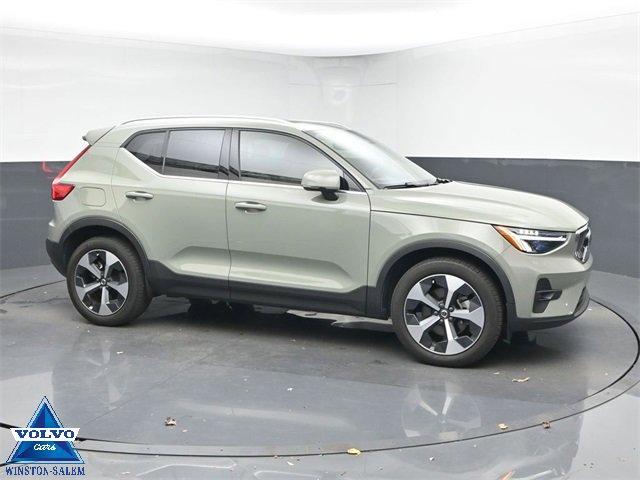 Used 2023 Volvo XC40 B5 Plus w/ Protection Package Premier