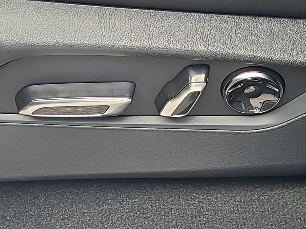 New 2026 Acura MDX SH-AWD image 16