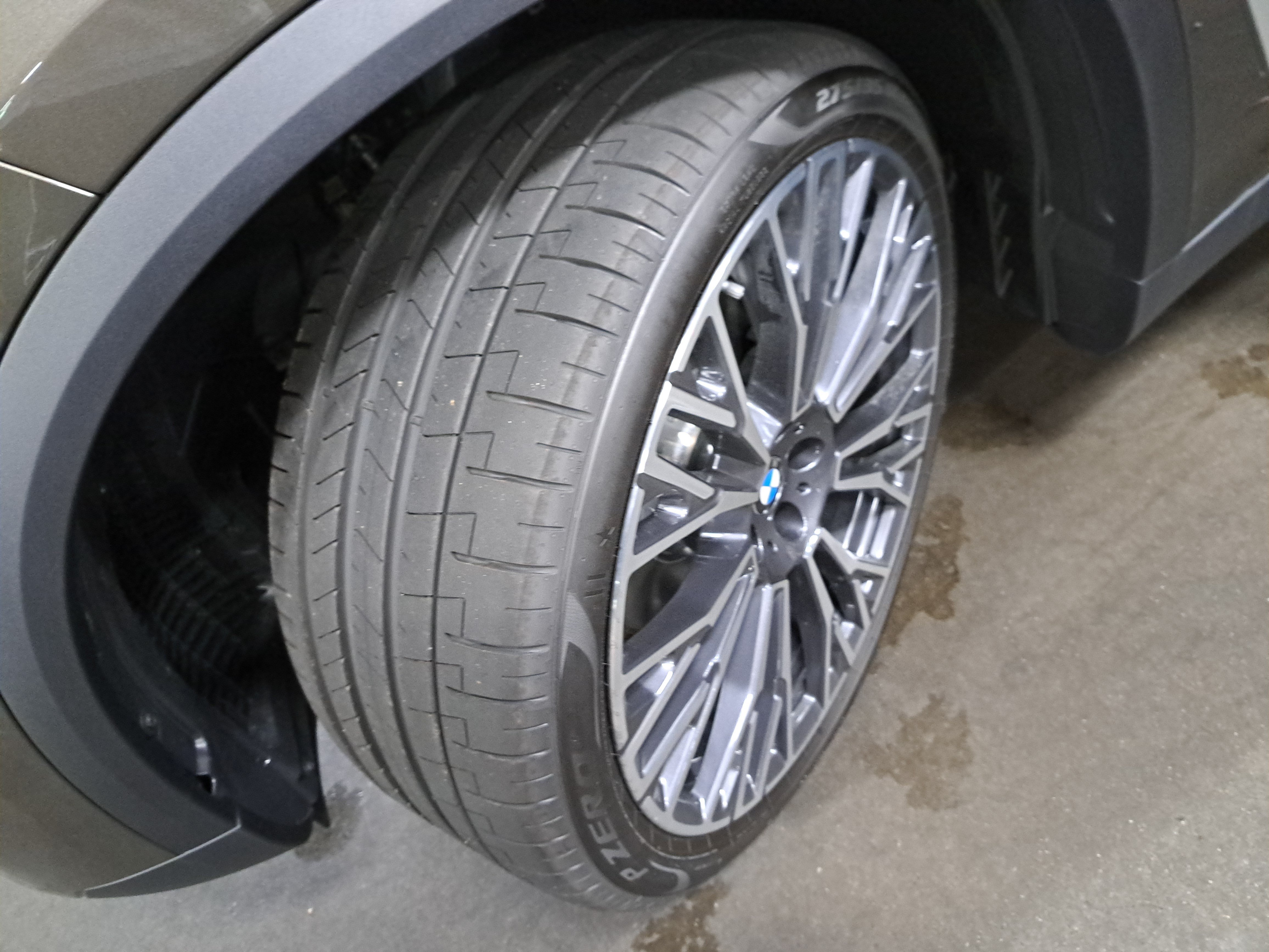 New 2026 BMW X5 xDrive40i w/ Climate Comfort Package AWD/4WD image 35