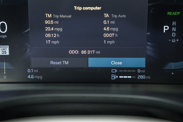 Used 2022 Volvo XC60 T8 Inscription w/ Advanced Package image 42