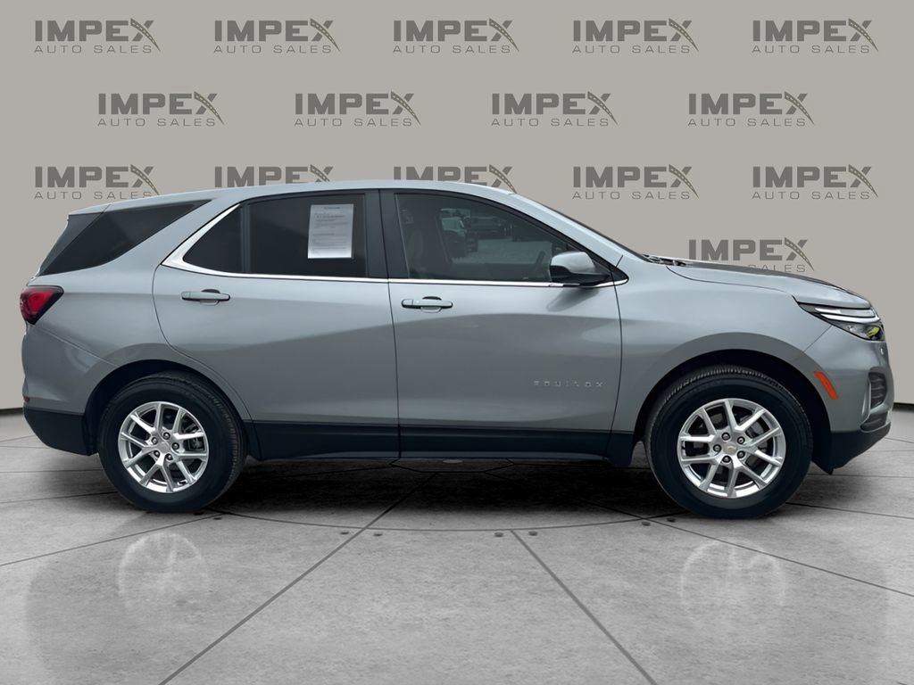 Used 2024 Chevrolet Equinox LT w/ Driver Convenience Package image 6