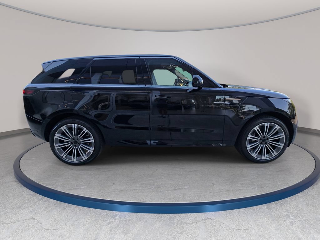 New 2026 Land Rover Range Rover Sport Dynamic SE AWD/4WD image 4