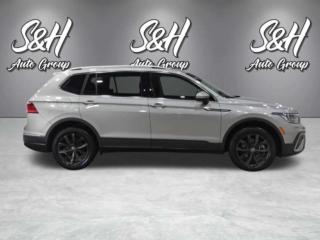 Used 2024 Volkswagen Tiguan SE AWD/4WD image 21