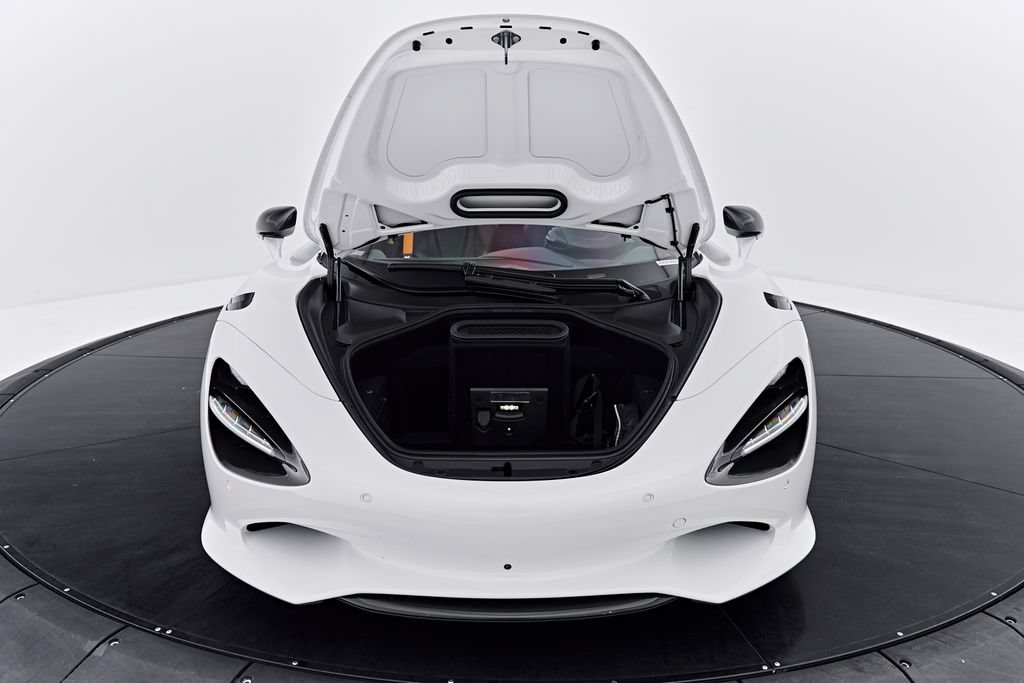 Used 2025 McLaren 750S Spider RWD image 28