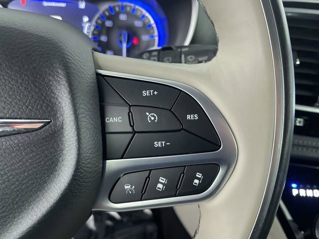 Used 2020 Chrysler Pacifica Limited w/ Advanced Safetytec Group image 32