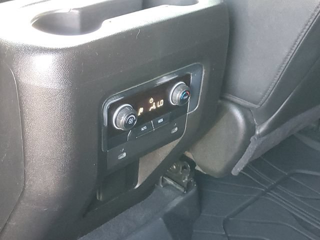 Used 2021 Chevrolet Suburban Z71 AWD/4WD image 15