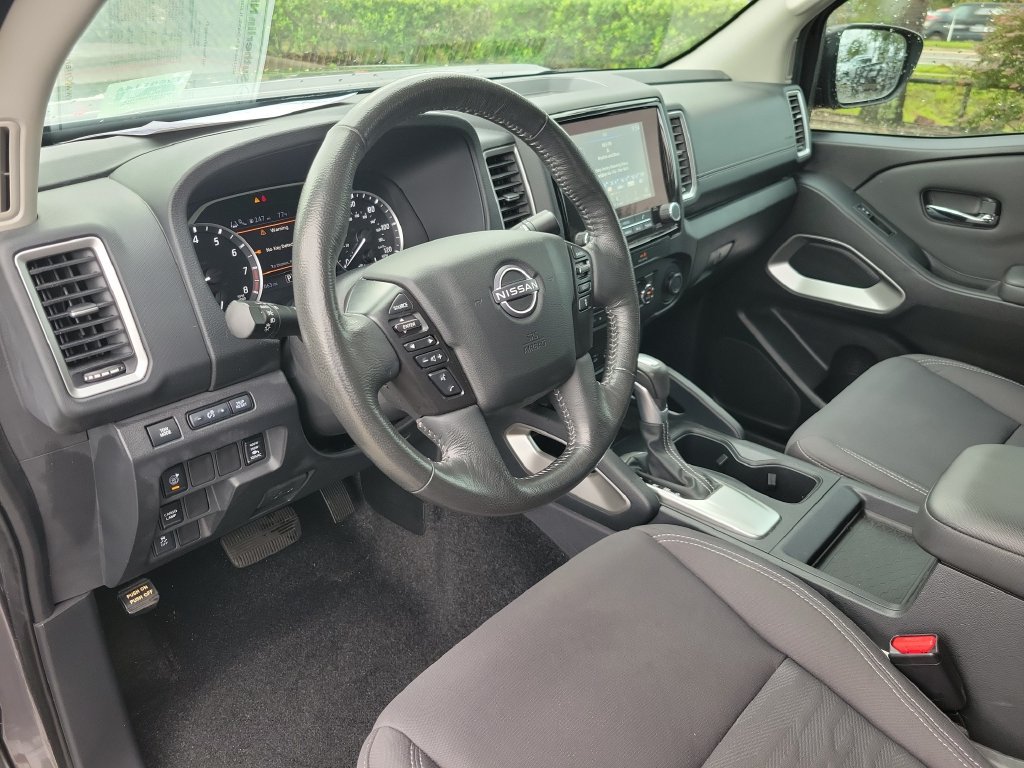 Certified 2022 Nissan Frontier SV RWD image 15