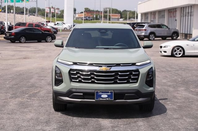 Used 2026 Chevrolet Equinox LT w/ Convenience Package II AWD/4WD image 4