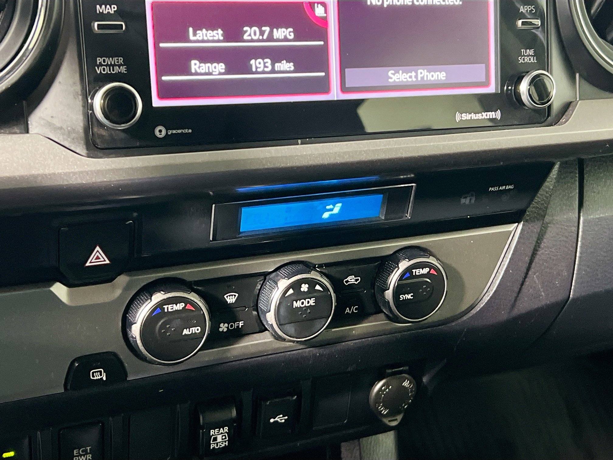 Used 2022 Toyota Tacoma SR5 image 26