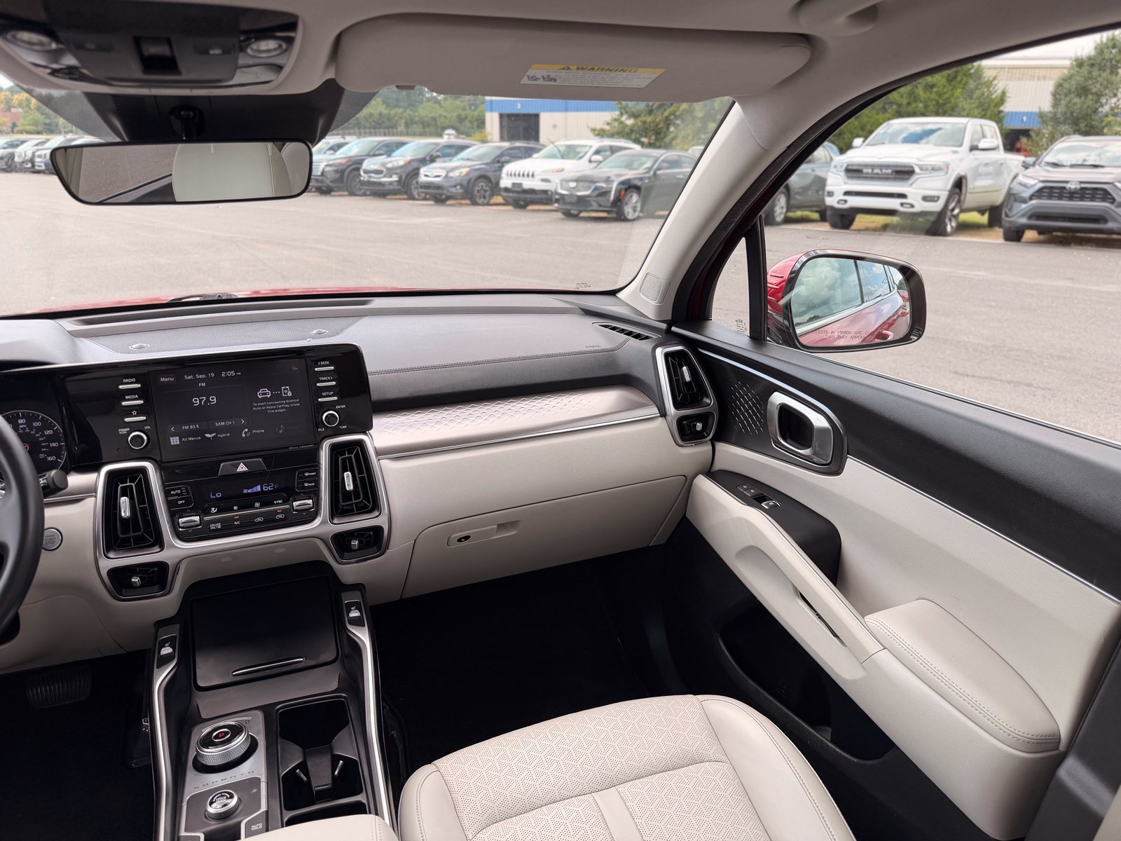 Used 2021 Kia Sorento EX FWD image 33