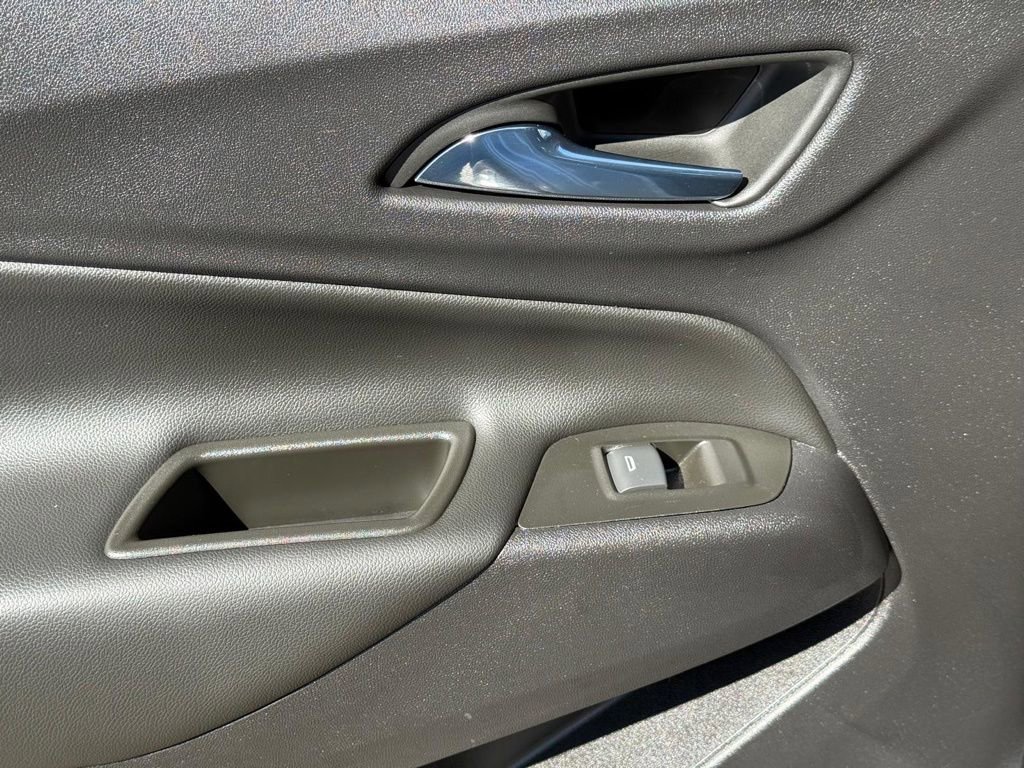 Used 2023 Chevrolet Equinox LT image 15