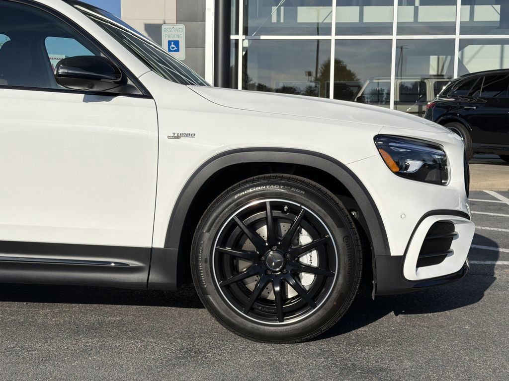 New 2026 Mercedes-Benz GLB 35 AMG 4MATIC image 9