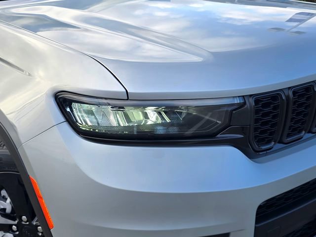 Certified 2023 Jeep Grand Cherokee L Laredo image 31