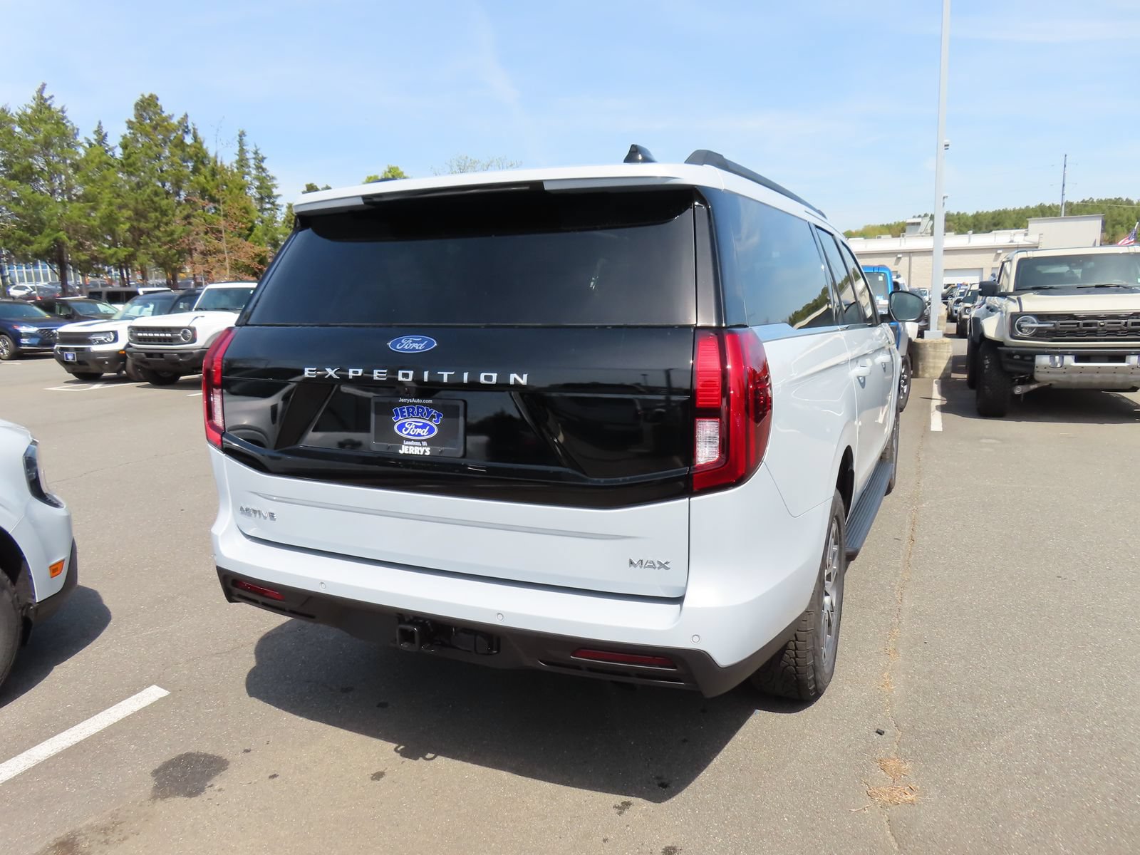 New 2026 Ford Expedition Max Active AWD/4WD image 4