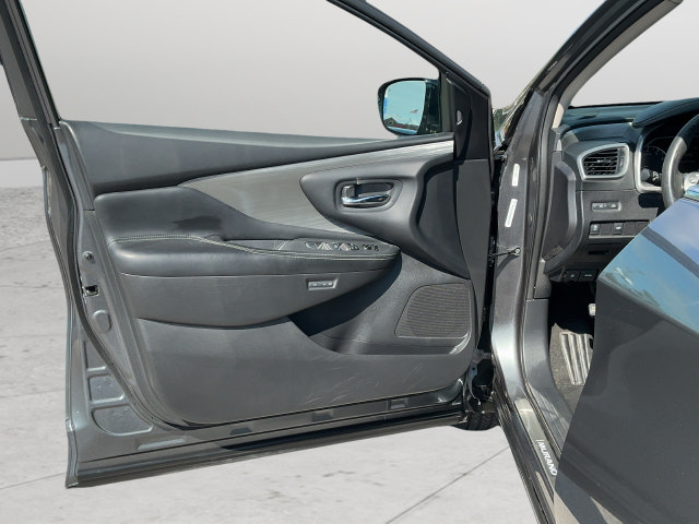 Used 2015 Nissan Murano SL w/ SL Technology Package AWD/4WD image 19