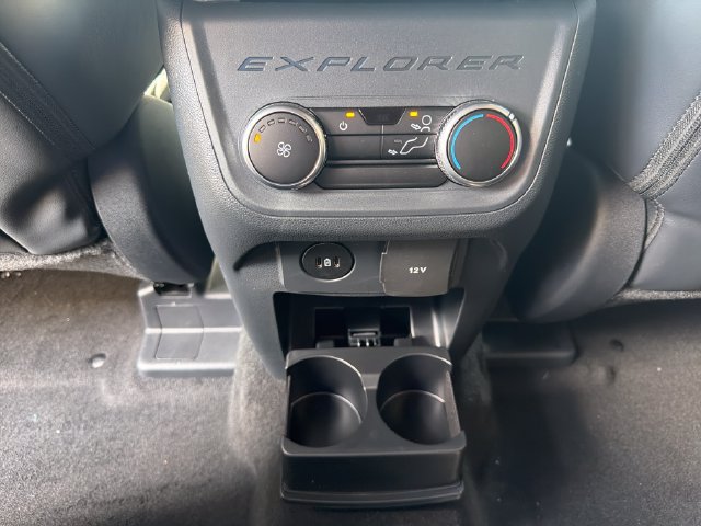 New 2027 Ford Explorer ST-Line AWD/4WD image 16