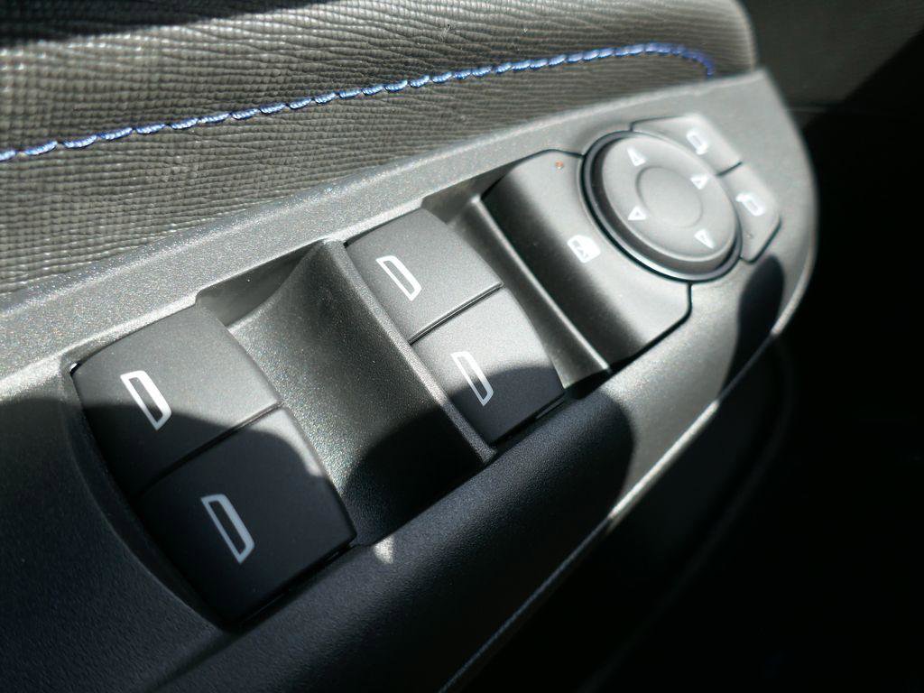 New 2026 Buick Envista Sport Touring image 16