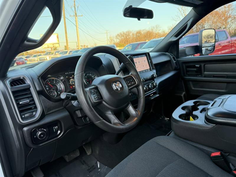 Used 2022 RAM 3500 Tradesman image 28