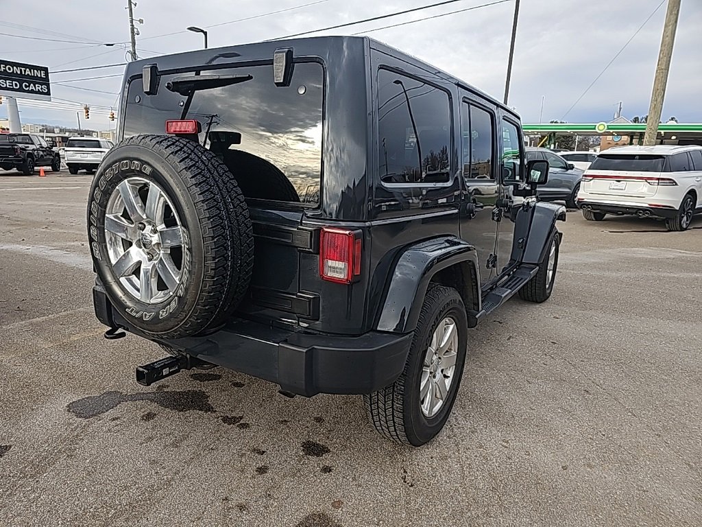 Used 2016 Jeep Wrangler Unlimited Sahara w/ Connectivity Group image 6