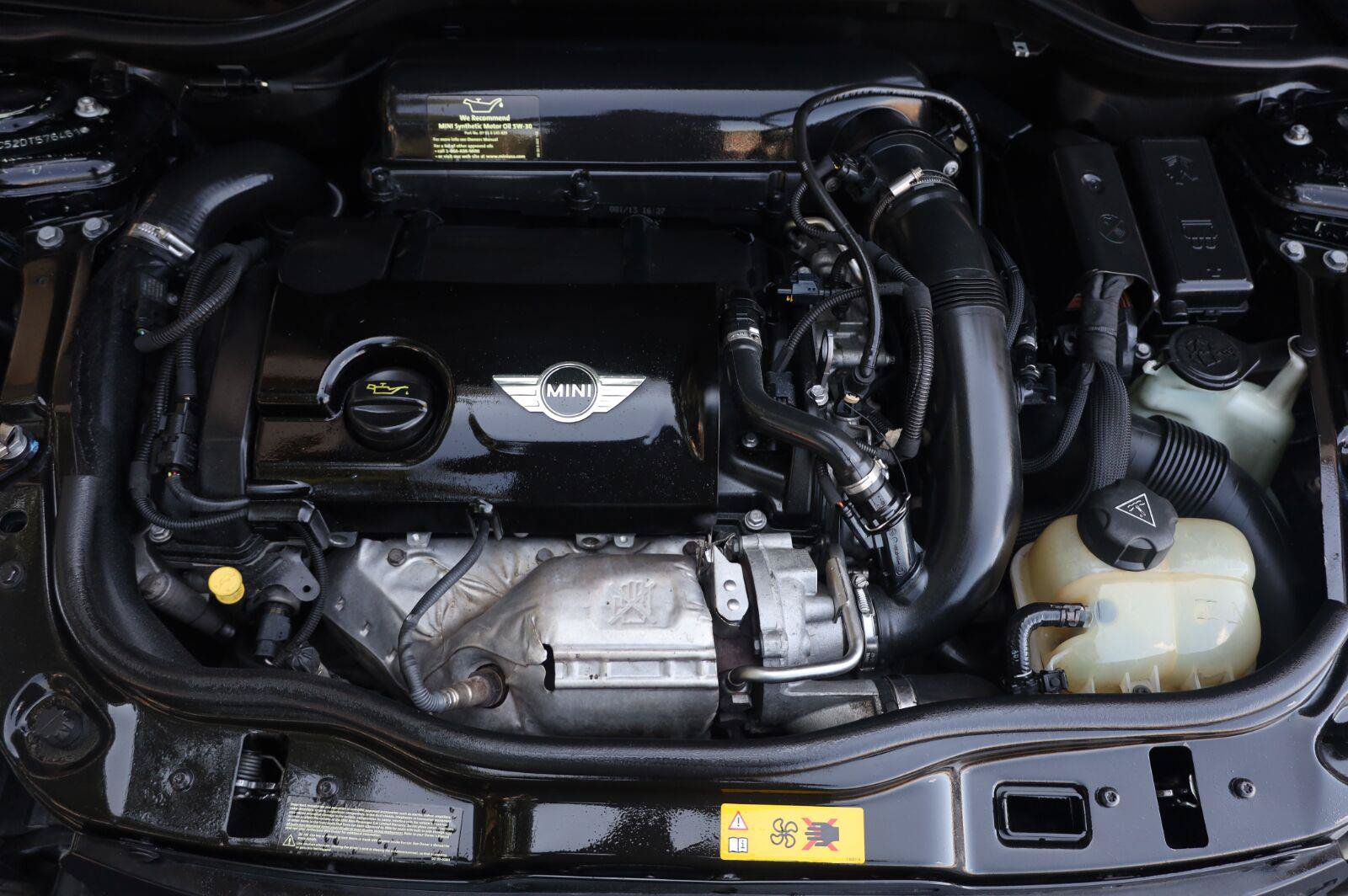 Used 2013 MINI Cooper Clubman S w/ Premium Pkg 2 FWD image 8