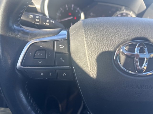 Used 2020 Toyota Highlander Platinum image 13