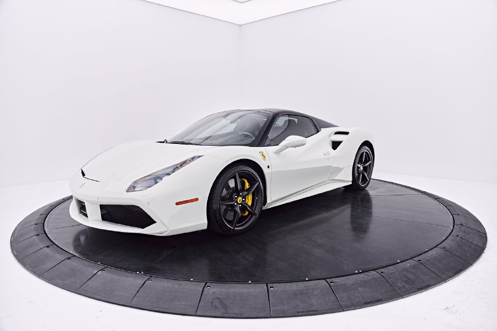 Used 2019 Ferrari 488 Spider RWD image 17