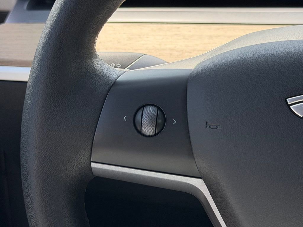 Used 2023 Tesla Model 3 Standard Range RWD image 15