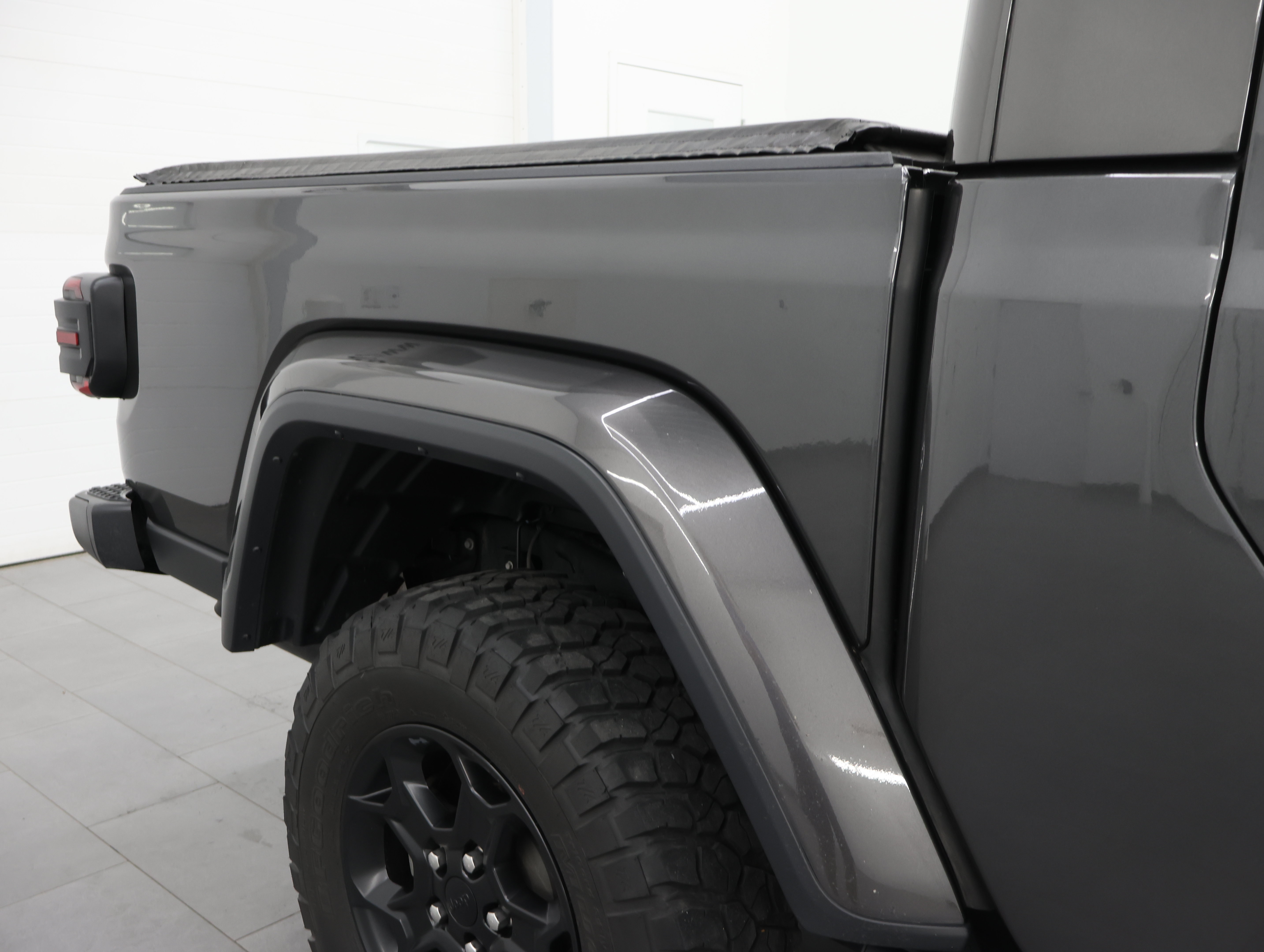 Used 2023 Jeep Gladiator Sport AWD/4WD image 27