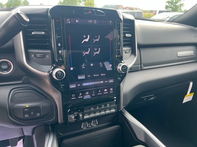 New 2026 RAM 2500 Big Horn AWD/4WD image 17