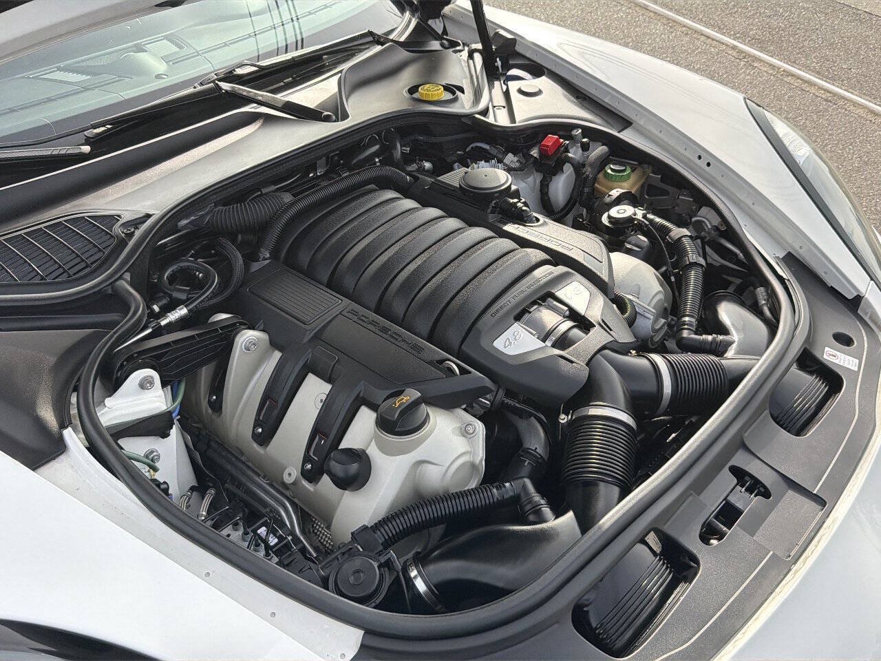 Used 2013 Porsche Panamera GTS AWD/4WD image 16