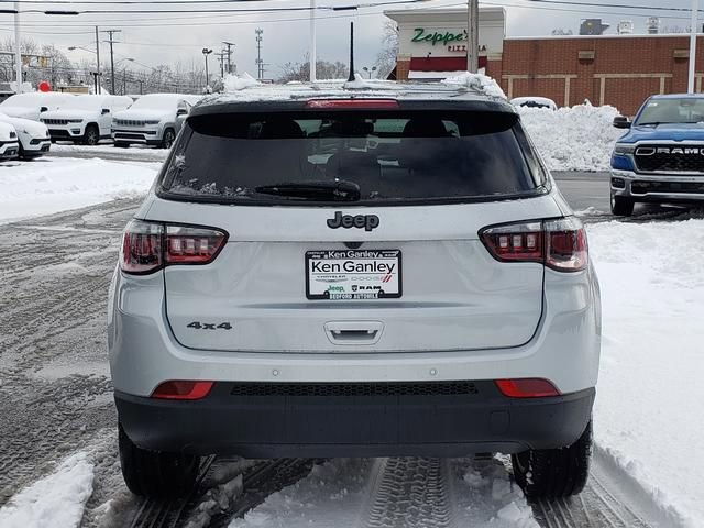 New 2026 Jeep Compass Limited image 4