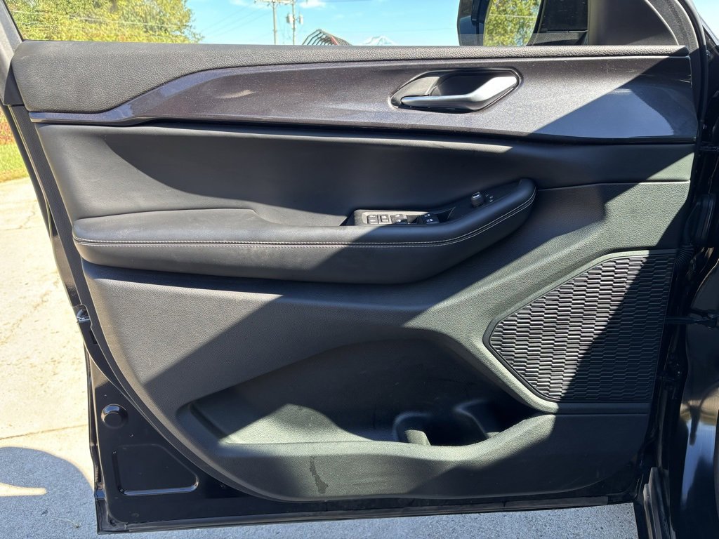 Used 2023 Jeep Grand Cherokee Altitude image 20