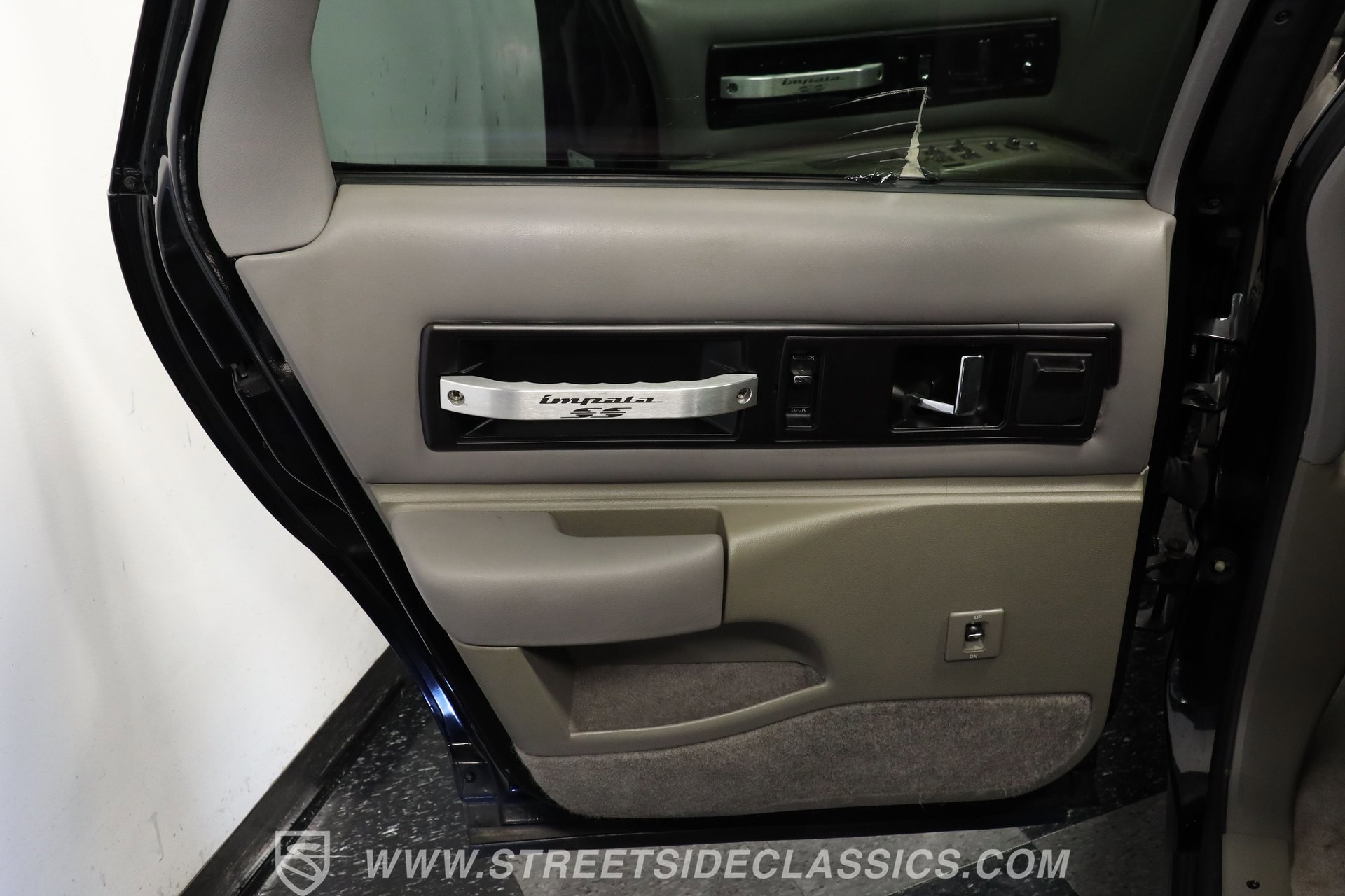 Used 1994 Chevrolet Impala SS image 33
