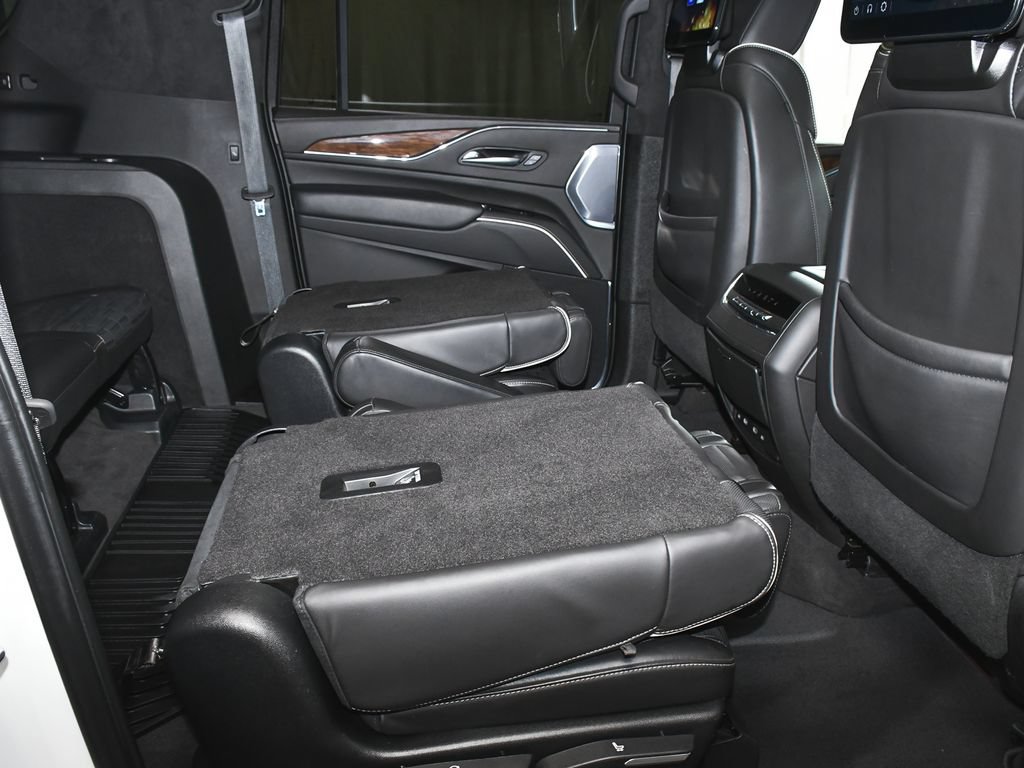Used 2023 Cadillac Escalade ESV Sport Platinum AWD/4WD image 59