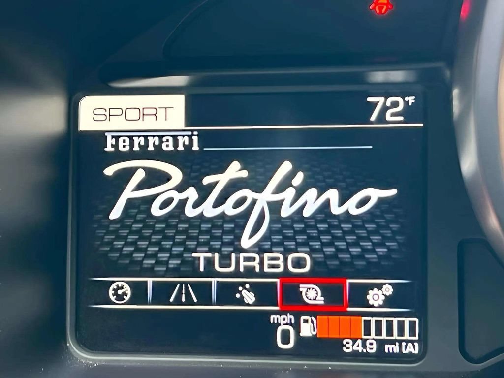 Used 2020 Ferrari Portofino RWD image 28