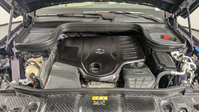 Used 2020 Mercedes-Benz GLS 450 4MATIC image 35