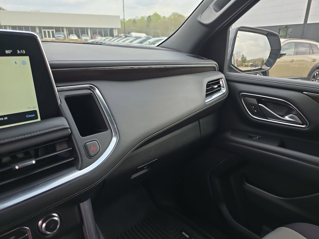 Used 2022 GMC Yukon XL SLE image 25