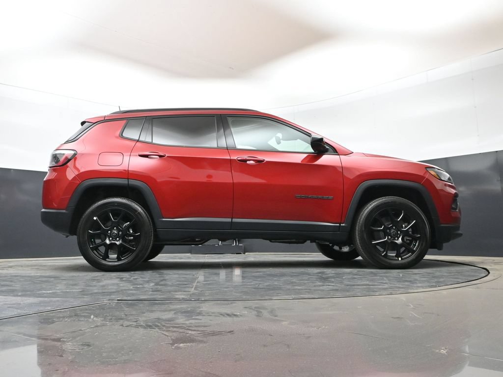 New 2026 Jeep Compass Latitude AWD/4WD image 46