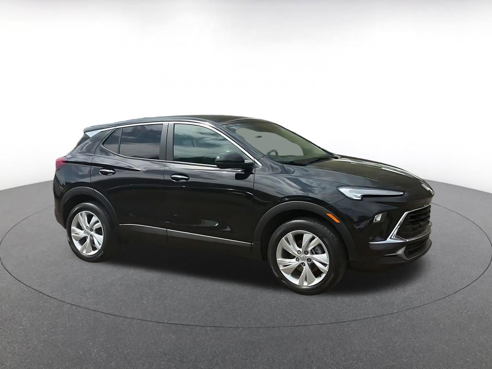 Used 2025 Buick Encore GX Preferred image 2