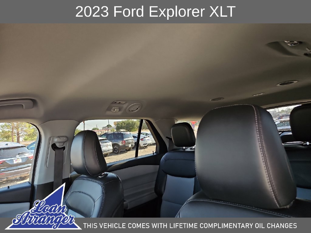 Used 2023 Ford Explorer XLT w/ Equipment Group 202A RWD image 22